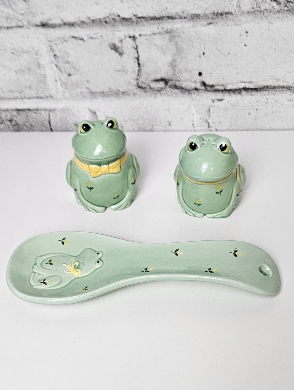 Otagiri Japan Frog Salt Pepper Shakers Spoon Rest Ceramic Kitchen Set Vintage - Picture 2 of 14